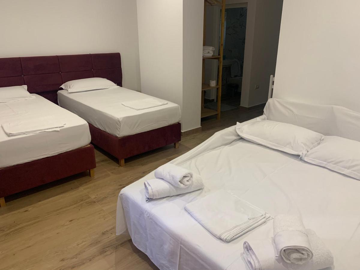 Klea B Apartments Sarandë Esterno foto